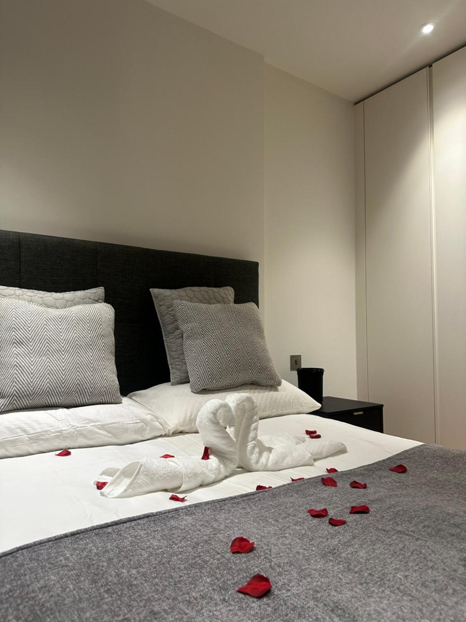Luxury - 2 Minute Walk From The O2 Arena Apartamento
